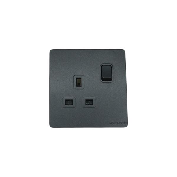 2002-01 Black 13A 3pin switched(double pole) socket 7*7  NEWPOWER Forte