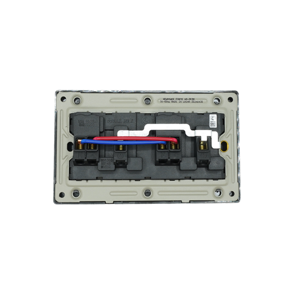 2202-02 Black 13A 3pin switched(double pole) socket 7*14  NEWPOWER Forte