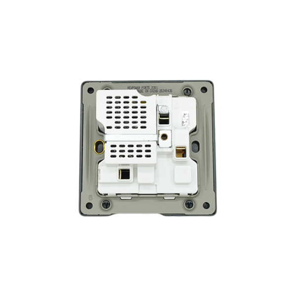 2301-02  black  13A 3pin socket with type C NEWPOWER Forte