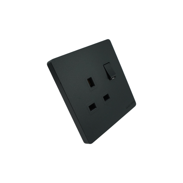 BLKS2002-03 Black 13A 3pin switched(double pole) socket 7*7  NEWPOWER Flex