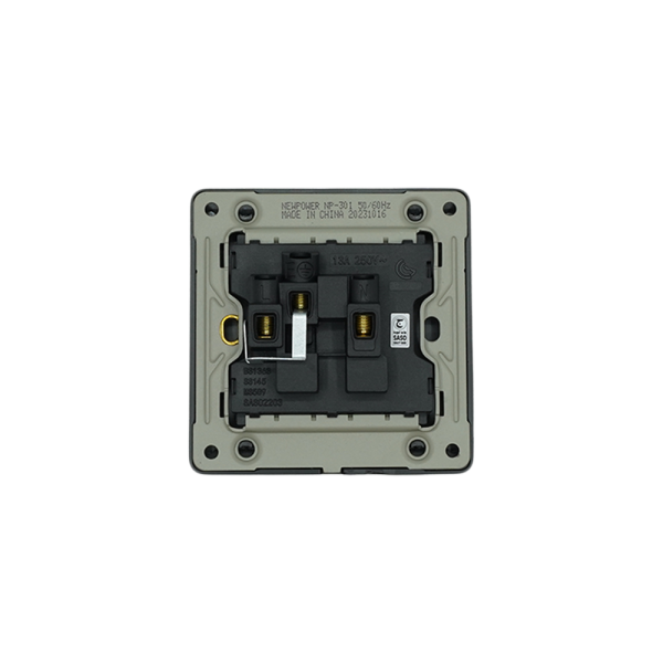 NP-301 -02  13A 3pin socket 7*7 Black color NEWPOWER