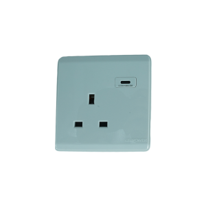 NPR2901-01  White  13A 3pin socket with type C NEWPOWER